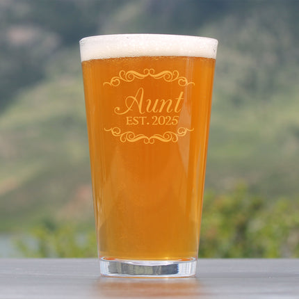 Aunt Est 2025 - New Aunties Pint Glass Gift for First Time Aunts - Decorative 16 Oz Glasses