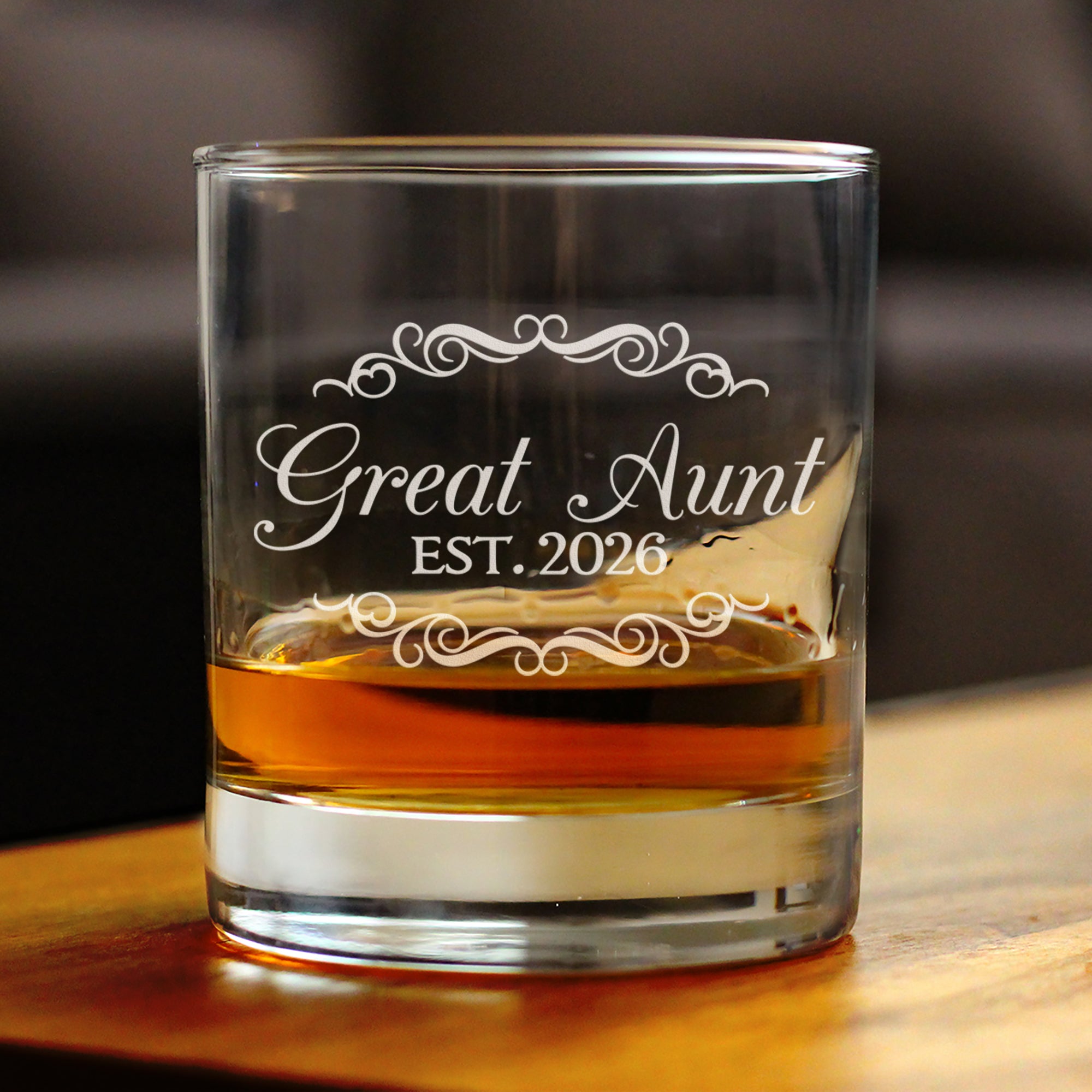Great Aunt Est 2026 - Engraved Rocks Glass - New Great Aunt Gift for First Time Great Aunts - Decorative Weighted Whiskey Glasses - 10.25 oz