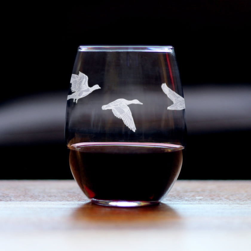 Flying Ducks Engraved Stemless Wine Glass - Full Wrap - Multi-Layer Engraving - 17 oz & 15 oz