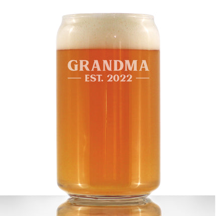 Grandma Est 2022 - New Grandmother Beer Can Pint Glass Gift for First Time Grandparents - Bold 16 Oz Glasses