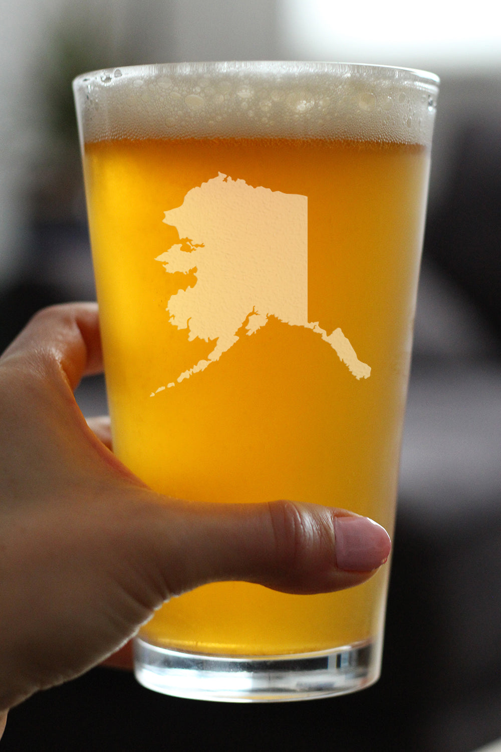 Alaska State Outline Pint Glass for Beer - State Themed Drinking Decor and Gifts for Alaskan Women &amp; Men - 16 Oz Glasses