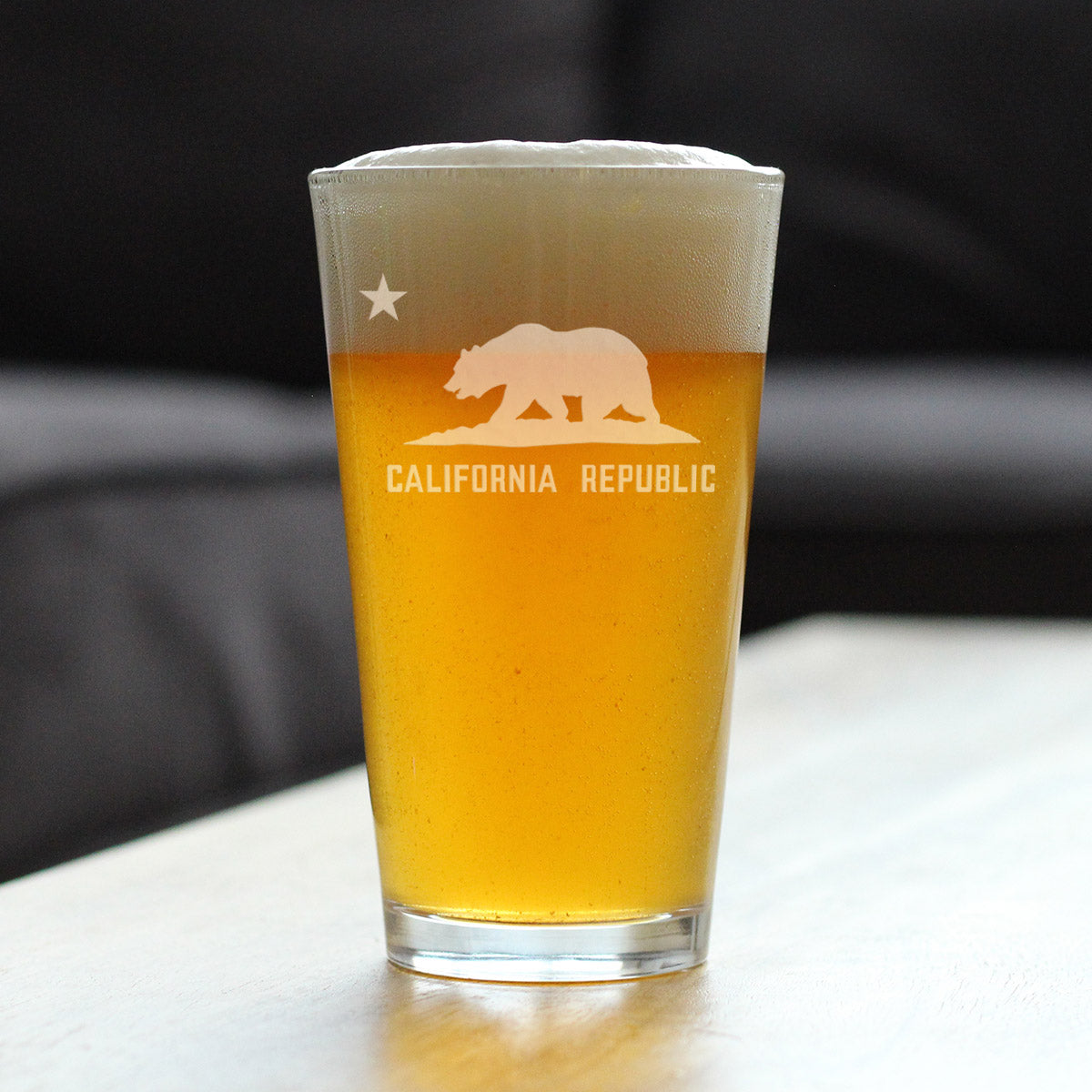 California State Flag Pint Glass for Beer - State Themed Drinking Decor and Gifts for Californian Women &amp; Men - 16 Oz Glasses