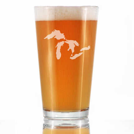 Great Lakes Map Pint Glass Gift for Beer Drinking Men & Women - 16 oz Glassware - Unique Engraved Barware Gifts