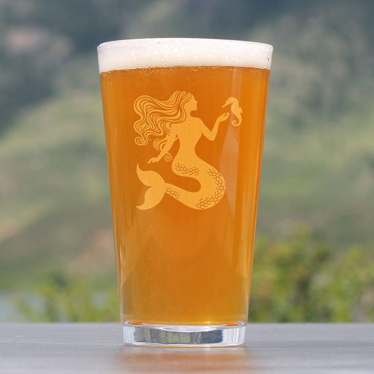 Mermaid Pint Glass for Beer - Fun Mermaids Themed Decor and Gifts for Beach Lovers - 16 Oz Glasses