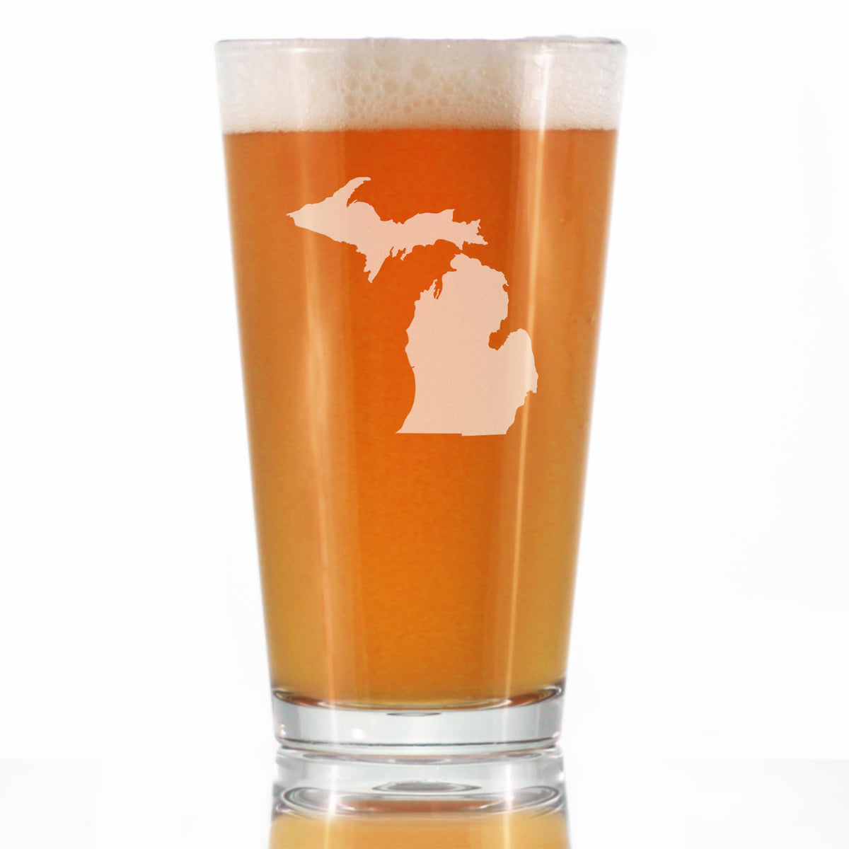Michigan State Outline Pint Glass for Beer - State Themed Drinking Decor and Gifts for Michigander Women &amp; Men - 16 Oz Glasses