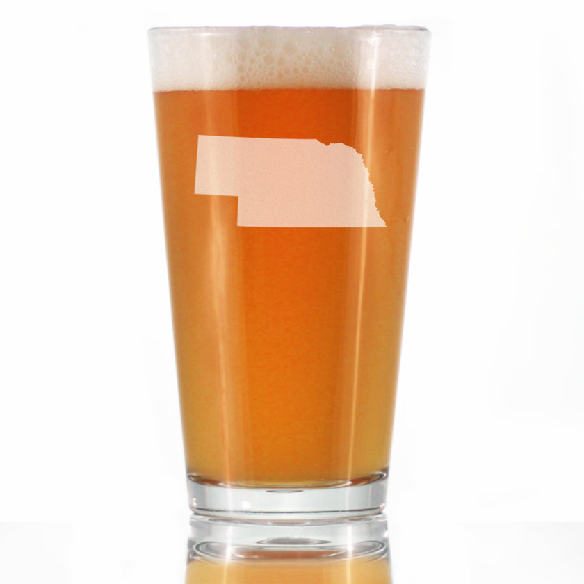 Nebraska State Outline Pint Glass for Beer - State Themed Drinking Decor and Gifts for Nebraskan Women & Men - 16 Oz Glasses