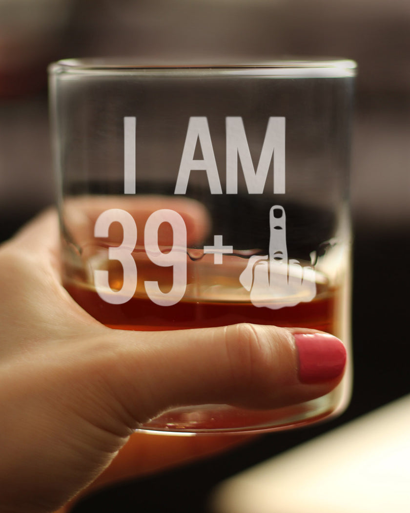 39 + 1 Middle Finger - Funny 40th Birthday Whiskey Rocks Glass Gifts for Men & Women Turning 40 - Fun Whisky Drinking Tumbler