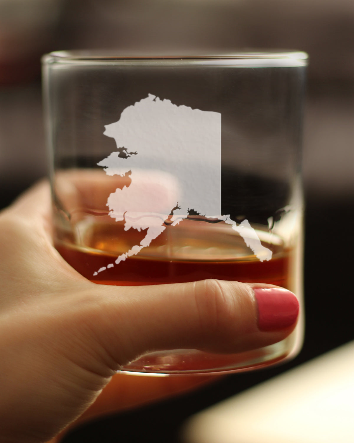 Alaska State Outline Whiskey Rocks Glass - State Themed Drinking Decor and Gifts for Alaskan Women &amp; Men - 10.25 Oz Whisky Tumbler Glasses