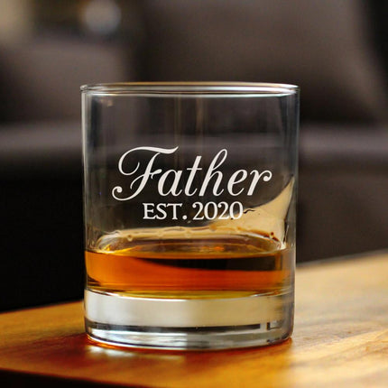 Father Est 2020 - New Dad Whiskey Rocks Glass Gift for First Time Daddy - Decorative Engraved Whisky Drinking Glasses