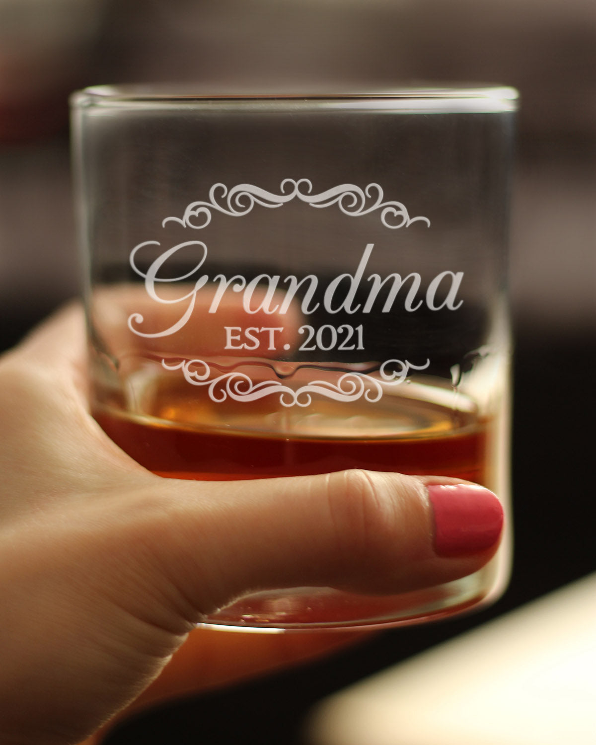 Grandma Est 2021 - New Grandmother Whiskey Rocks Glass Gift for First Time Grandparents - Decorative 10.25 Oz Glasses