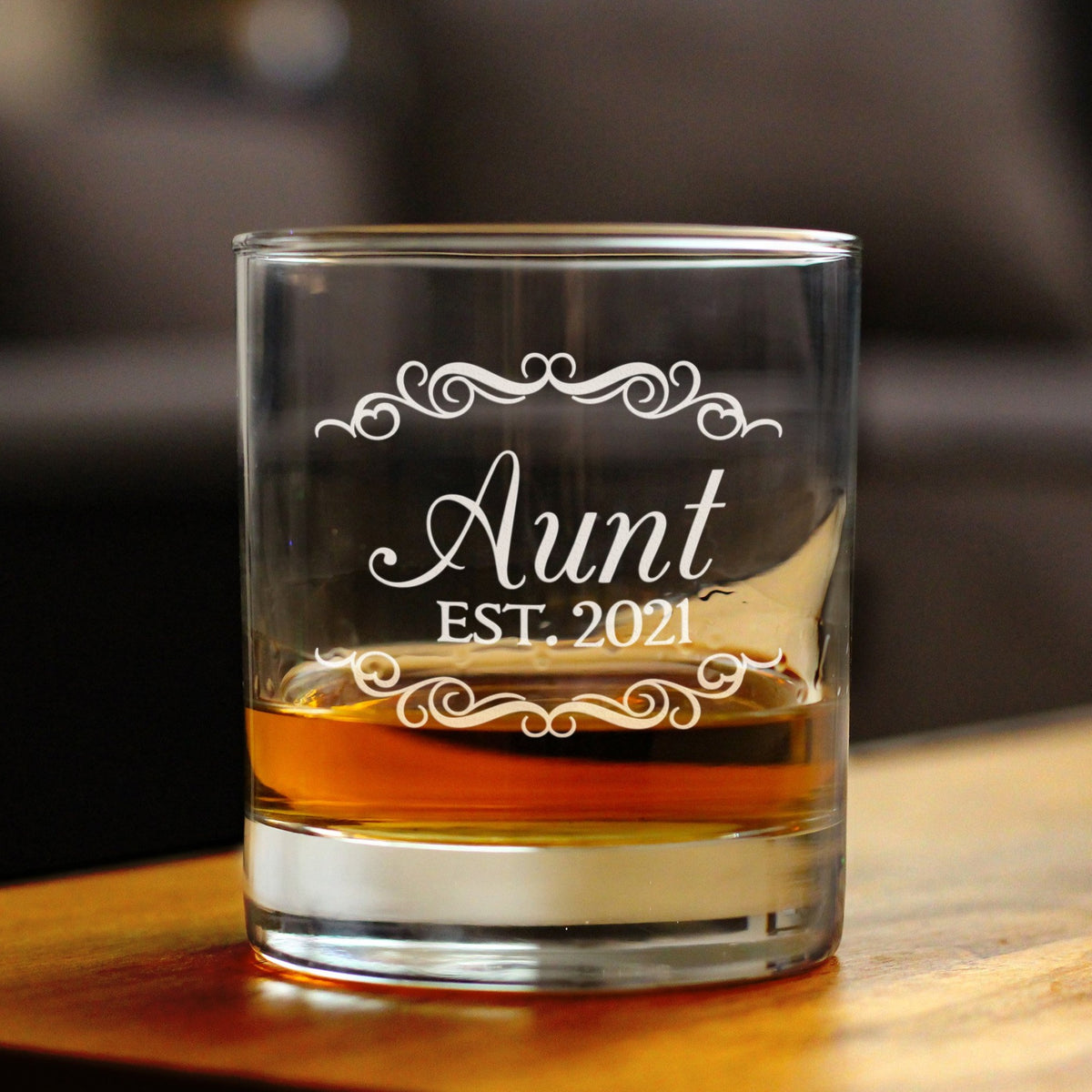 Aunt Est 2021 - New Aunties Whiskey Rocks Glass Gift for First Time Aunts - Decorative 10.25 Oz Glasses