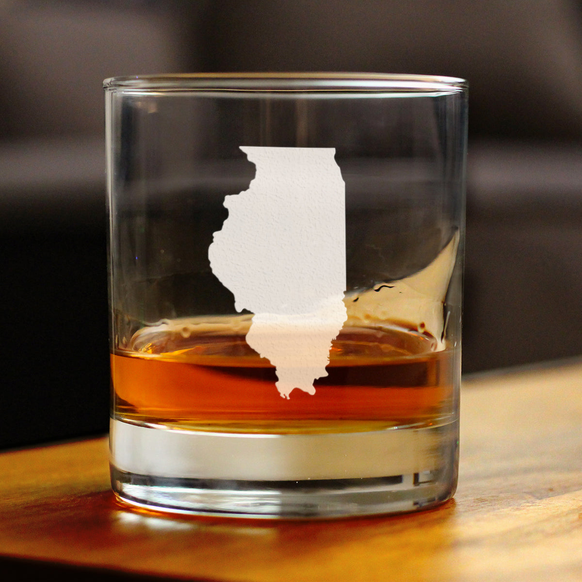 Illinois State Outline Whiskey Rocks Glass - State Themed Drinking Decor and Gifts for Illinoisan Women &amp; Men - 10.25 Oz Whisky Tumbler Glasses