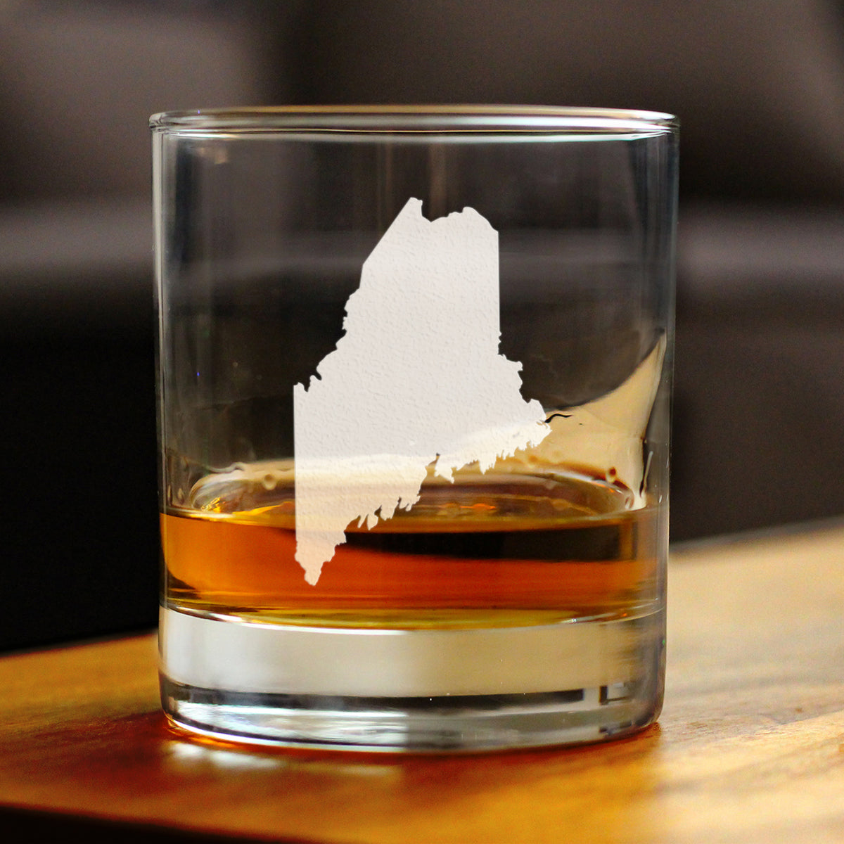 Maine State Outline Whiskey Rocks Glass - State Themed Drinking Decor and Gifts for Mainer Women &amp; Men - 10.25 Oz Whisky Tumbler Glasses