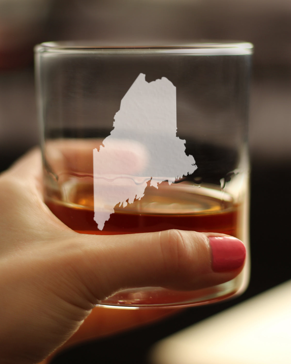 Maine State Outline Whiskey Rocks Glass - State Themed Drinking Decor and Gifts for Mainer Women &amp; Men - 10.25 Oz Whisky Tumbler Glasses