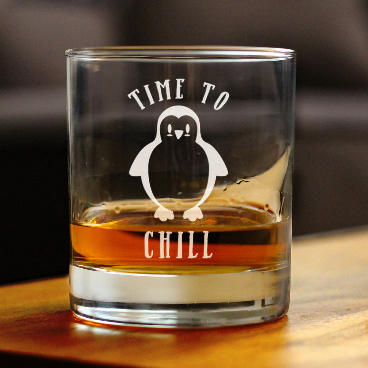 Time to Chill - Funny Cute Penguin Themed Gifts and Decor for Men &amp; Women - Fun Whisky Drinking Tumbler Décor