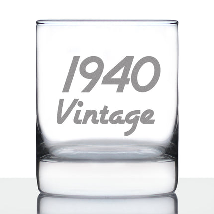 Vintage 1940 - Fun 86th Birthday Whiskey Rocks Glass Gifts for Men & Women Turning 86 - Retro Whisky Drinking Tumbler