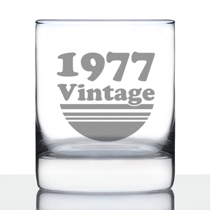 Vintage 1977 - Fun 49th Birthday Whiskey Rocks Glass Gifts for Men & Women Turning 49 - Retro Whisky Drinking Tumbler