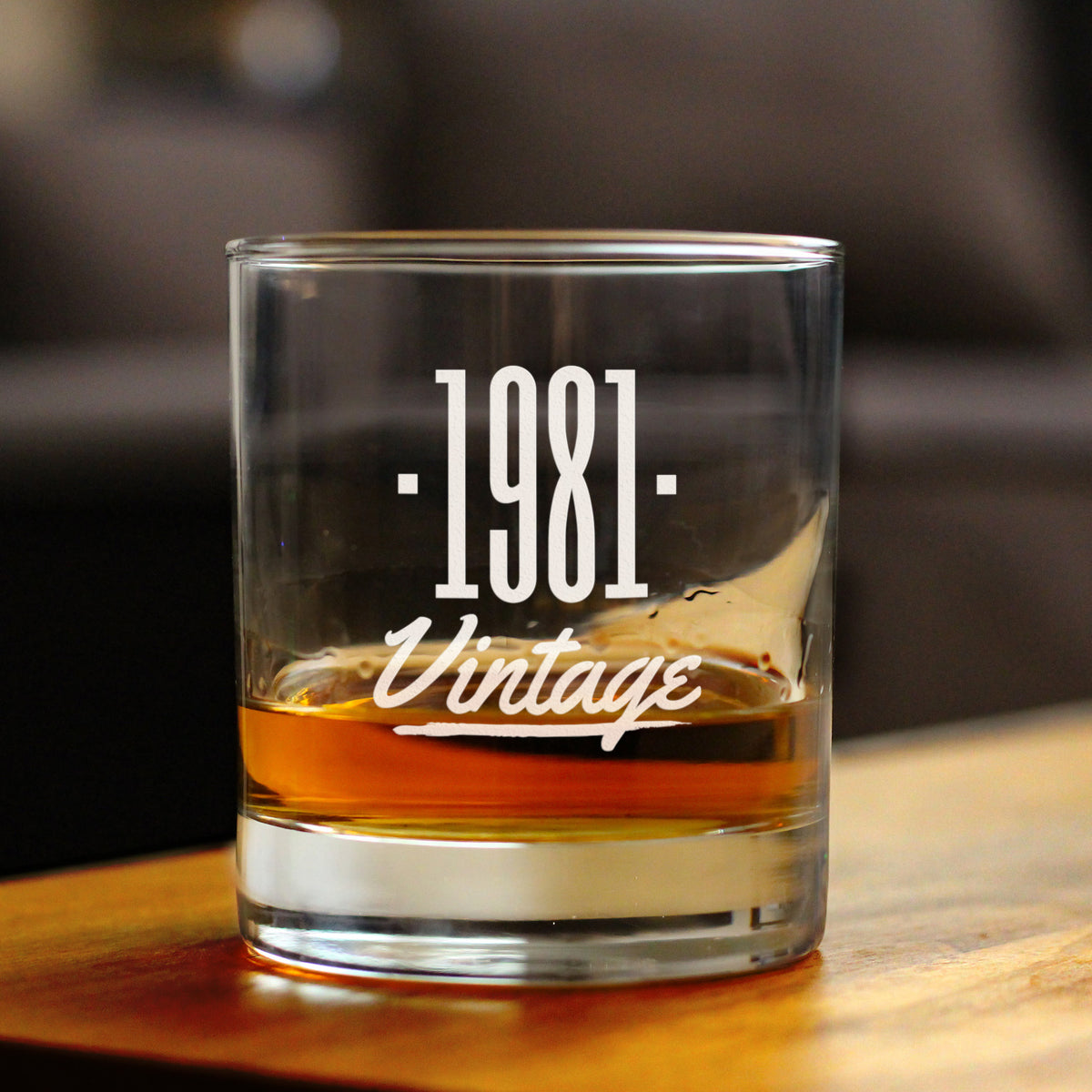 Vintage 1981 - Fun 41st Birthday Whiskey Rocks Glass Gifts for Men &amp; Women Turning 41 - Retro Whisky Drinking Tumbler