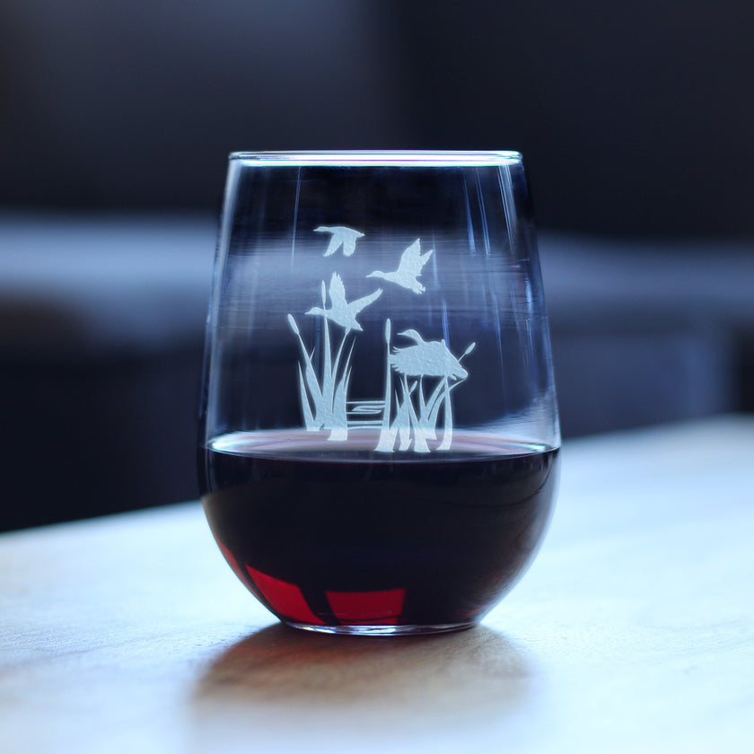 Duck Pond Stemless Wine Glass - Cabin Themed Gifts or Rustic Decor for Women and Men - Engraved Silhouette - Large